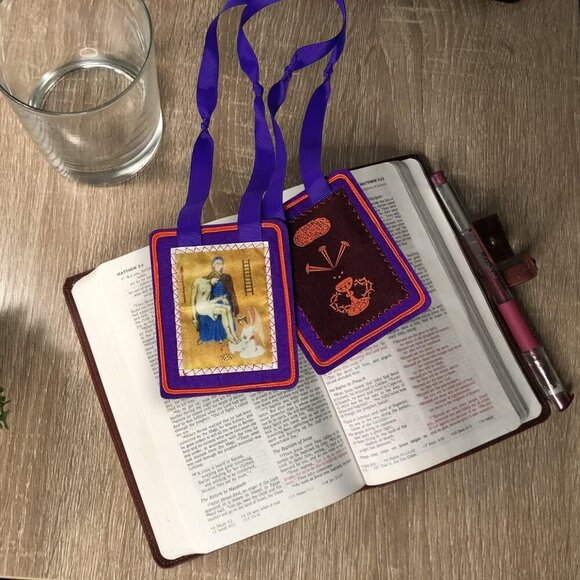 Catholic Purple Scapular Necklace Devotion Protection Gift for Church - Picture 4 of 7